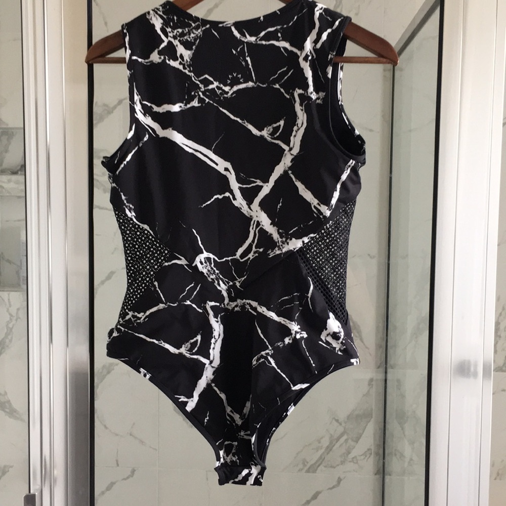 Varley Earldom Marble Print Swimsuit Bathing One - Picture 5 of 8